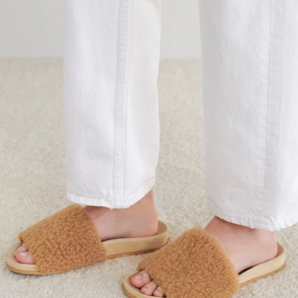 NWT JENNI KAYNE Shearling Slide Sandal